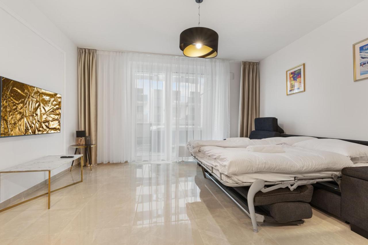 Lam Jegeho Alej - Jacuzzi - Free Parking Apartment Bratislava Ngoại thất bức ảnh